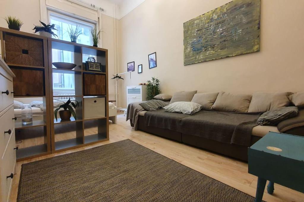 Wesseleny Apartment Near Synagogue With Ac After Renovation Budapest Eksteriør billede